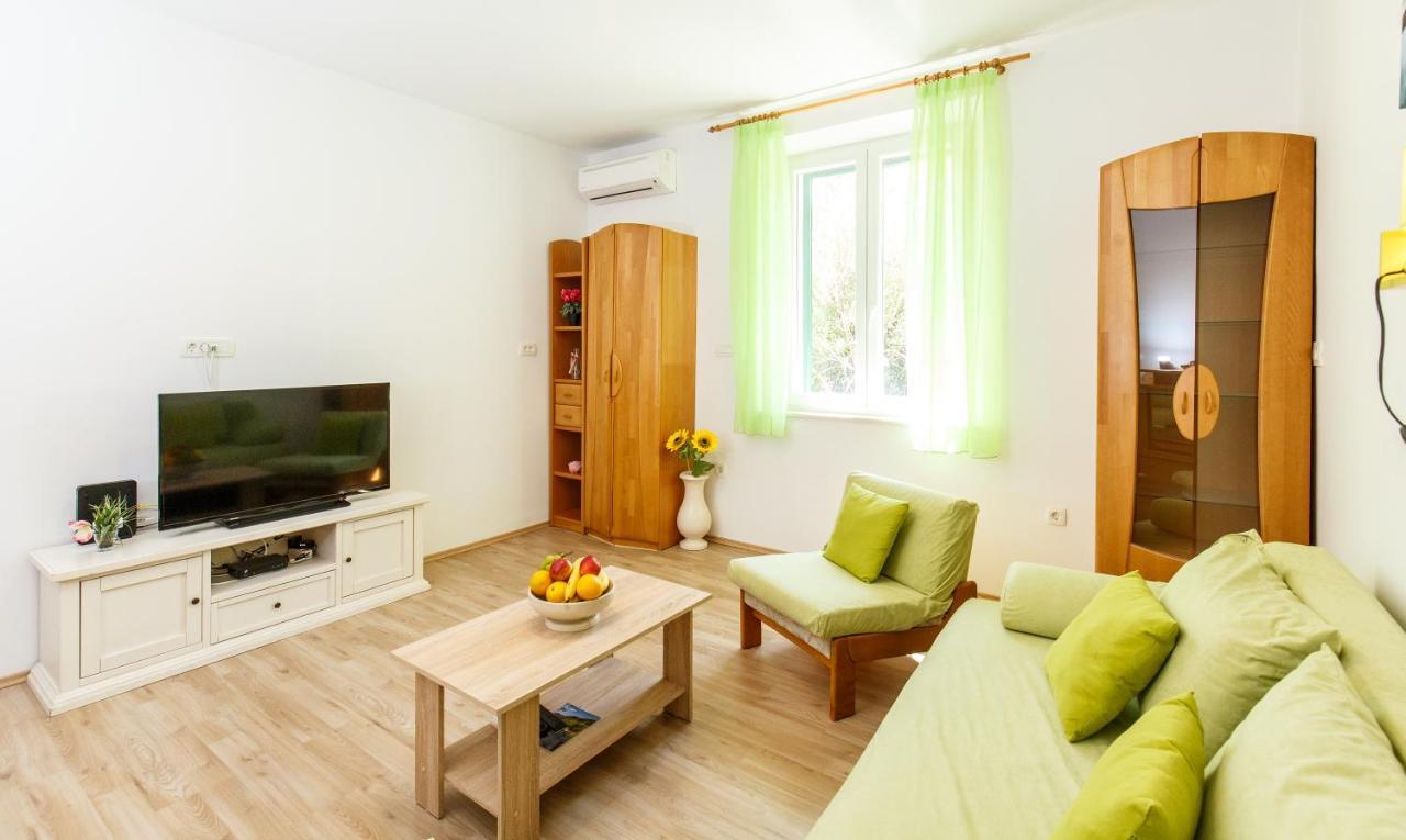 Apartment Green Forest Split Luaran gambar